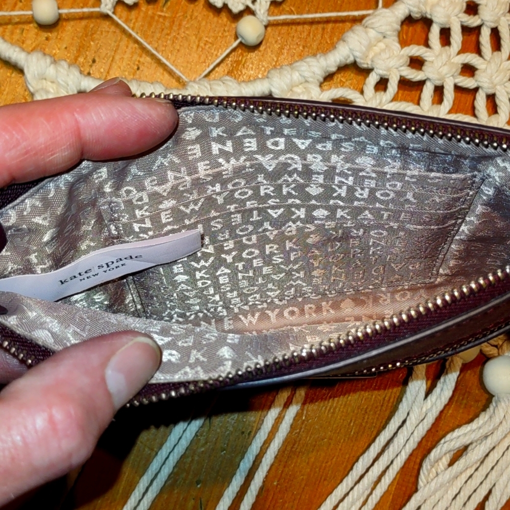 Kate Spade Wristlet - Picture 4 of 6